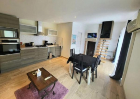 Maisonnette indépendante 48m2 , parking privé